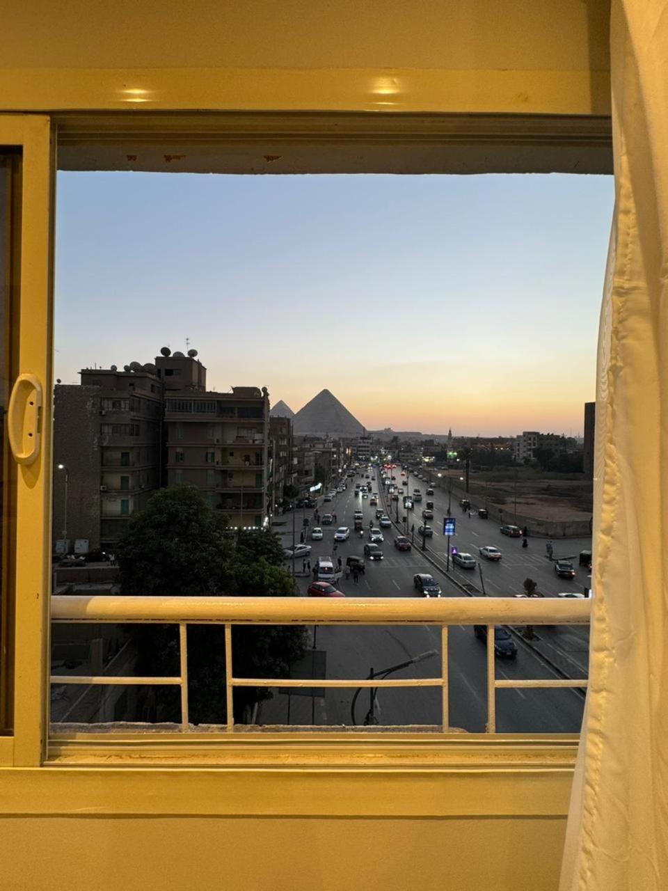 Khufu Pyramids Inn Nazlet el-Sisi Exterior photo